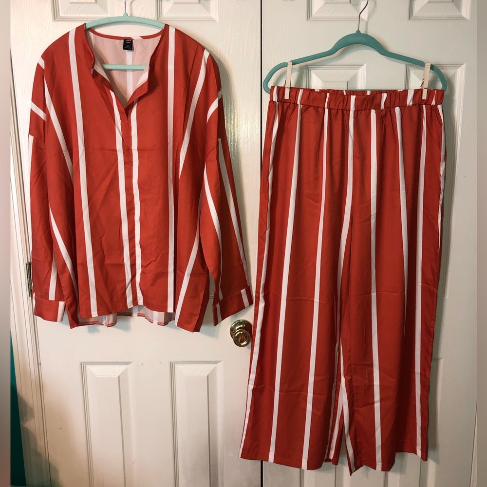Fashion Nova Matching Set, Size: 2X, Color: Burnt Orange w/ White Stripes